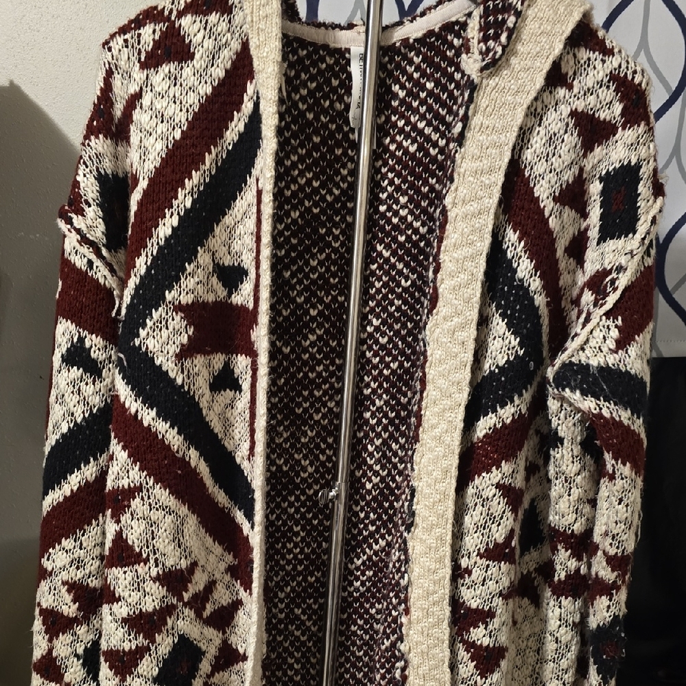Bethany Mota Black and White Knit Cardigan